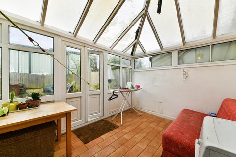 6 Orchard Road, Brentford, TW8 0QX