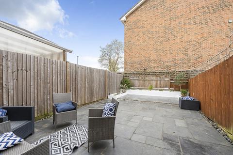 6 Heron Way, Wallington, SM6 9DX