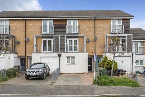 6 Heron Way, Wallington, SM6 9DX