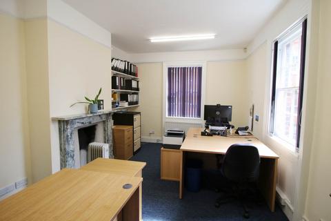 Office to rent, Newbury Street, Wantage OX12