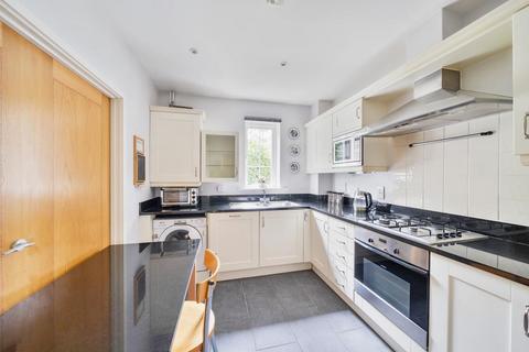 2 bedroom flat for sale, Bentley Wood,  Harrow,  HA3
