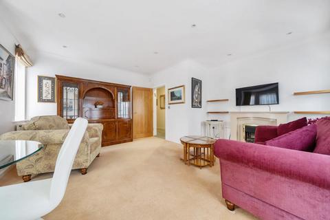 2 bedroom flat for sale, Bentley Wood,  Harrow,  HA3