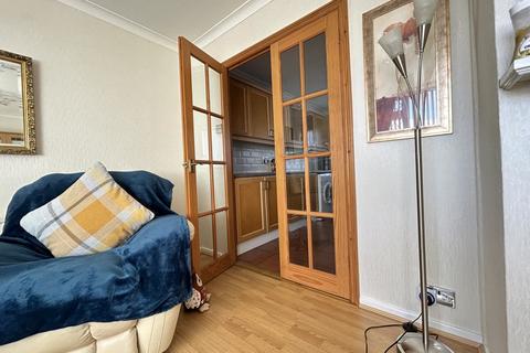 13 Elm Grove, Barry, CF63 1NB
