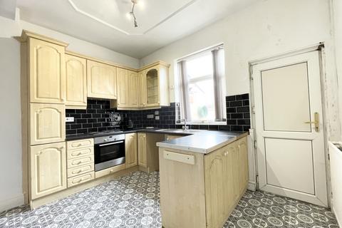 2 bedroom terraced house to rent, Lupton Street, Denton, Manchester, M34