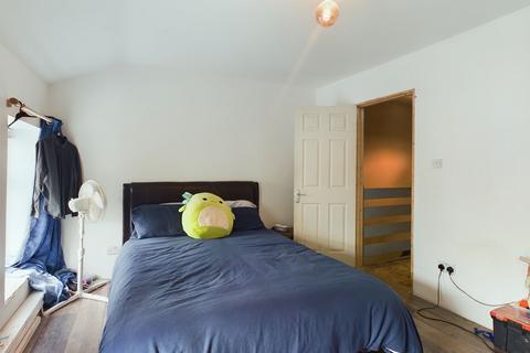 3 bedroom end of terrace house for sale, Cefndon Terrace, Hirwaun, CF44