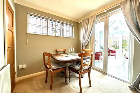 15 Babylon Way, Eastbourne, BN20 9DL