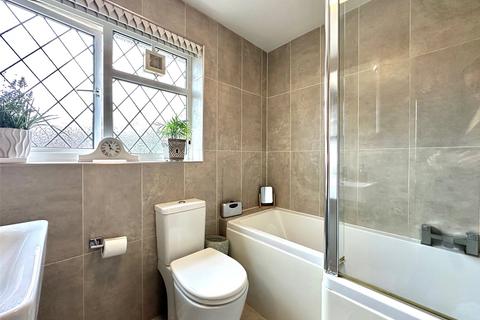 15 Babylon Way, Eastbourne, BN20 9DL