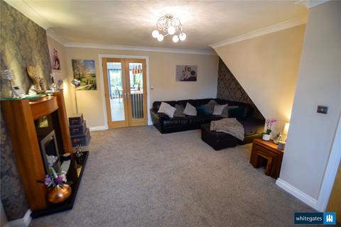 25 Bishop Way, Tingley, Wakefield, WF3 1UA