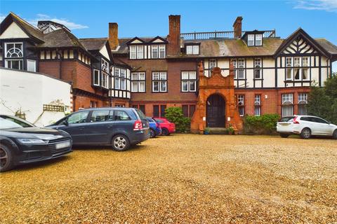 1 bedroom apartment for sale, Bucklebury Place, Upper Woolhampton, Reading, Berkshire, RG7