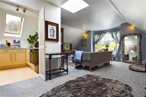 1 bedroom apartment for sale, Bucklebury Place, Upper Woolhampton, Reading, Berkshire, RG7