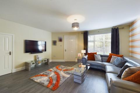 3 bedroom semi-detached villa for sale, Smeaton Grove, Glasgow G20