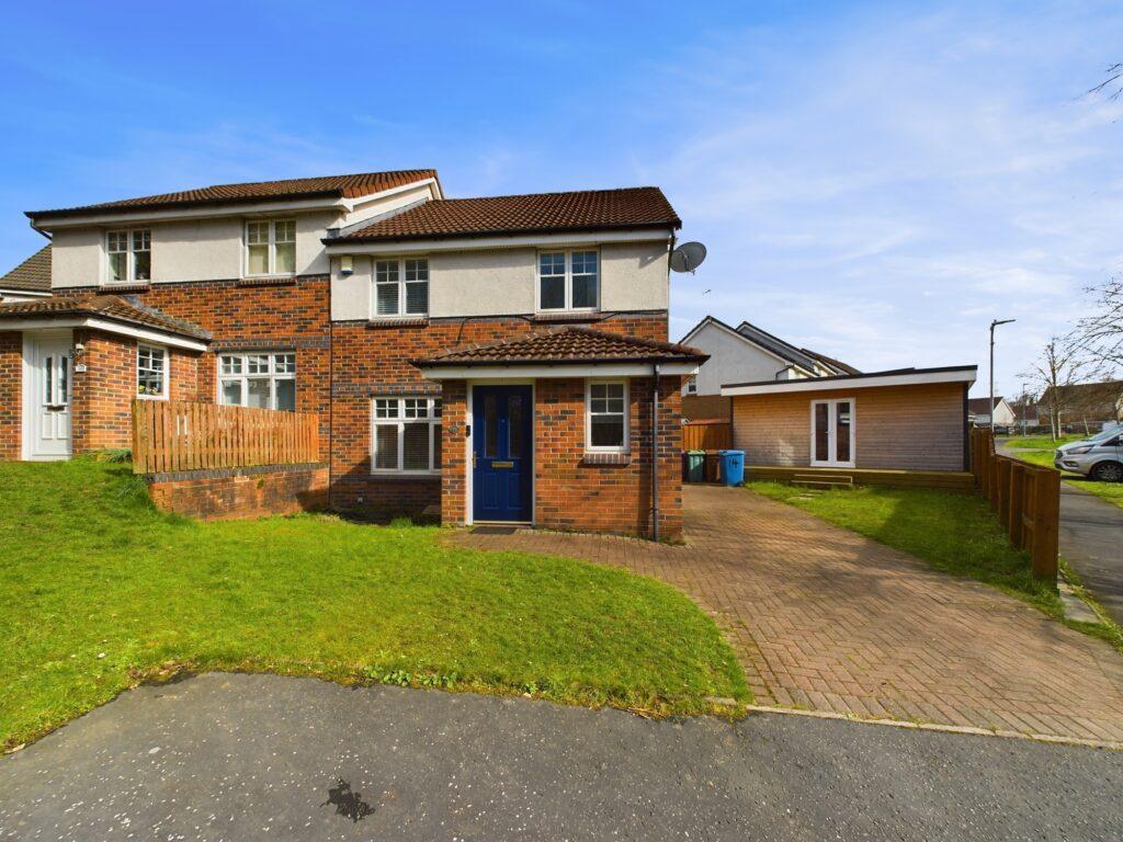Smeaton Grove, Glasgow G20 3 bed semidetached villa for sale £215,000
