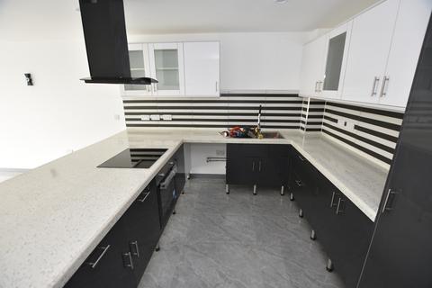 2 bedroom apartment to rent, The Esplanade, Peacehaven, BN10 7HG