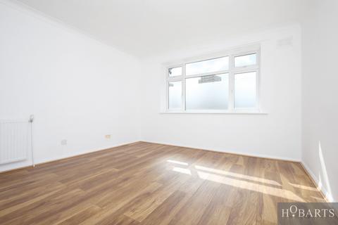 2 bedroom flat to rent, Truro Road, Bowes Park, N22 8DL
