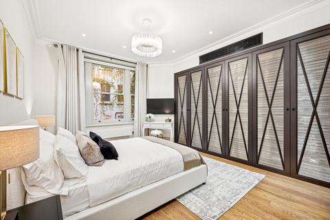 3 bedroom flat to rent, Washington House, Basil Street, London
