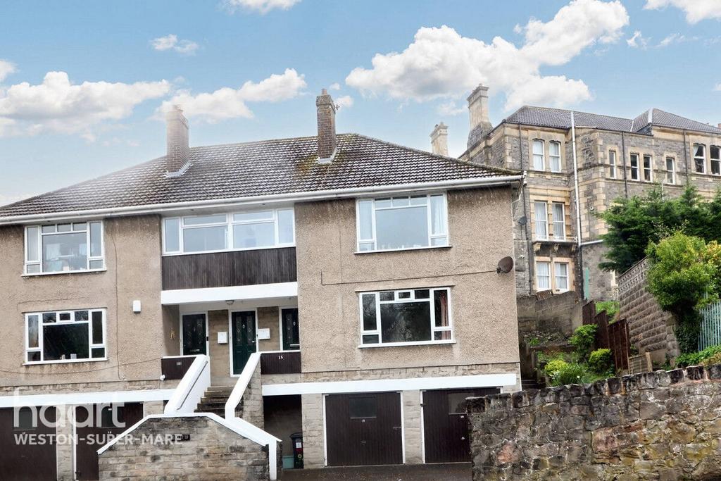 Arundell Road, WestonSuperMare 2 bed flat for sale £150,000