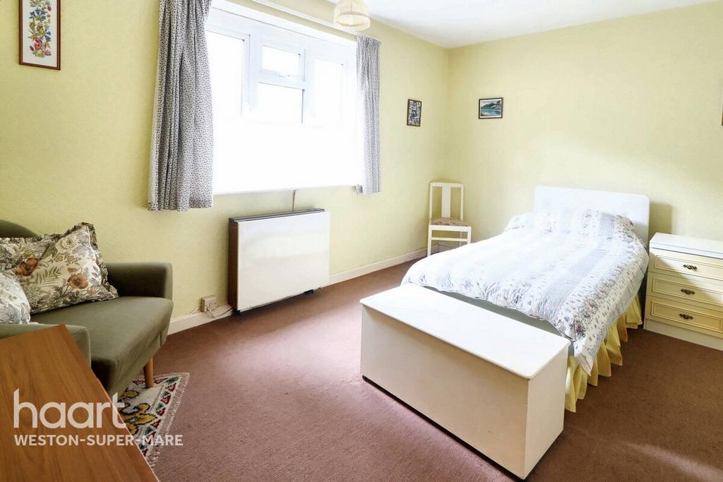 Arundell Road, WestonSuperMare 2 bed flat for sale £150,000