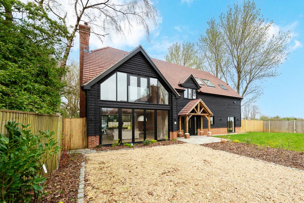 House 5 Henrietta Place, Westerham, TN16 6 bed detached house - £1,750,000