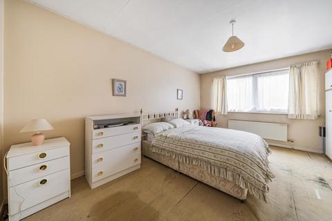 11 Percy Bryant Road, Sunbury-on-thames, TW16 7BS