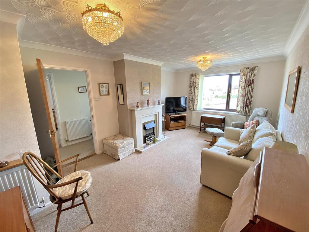Living room 1.jpg