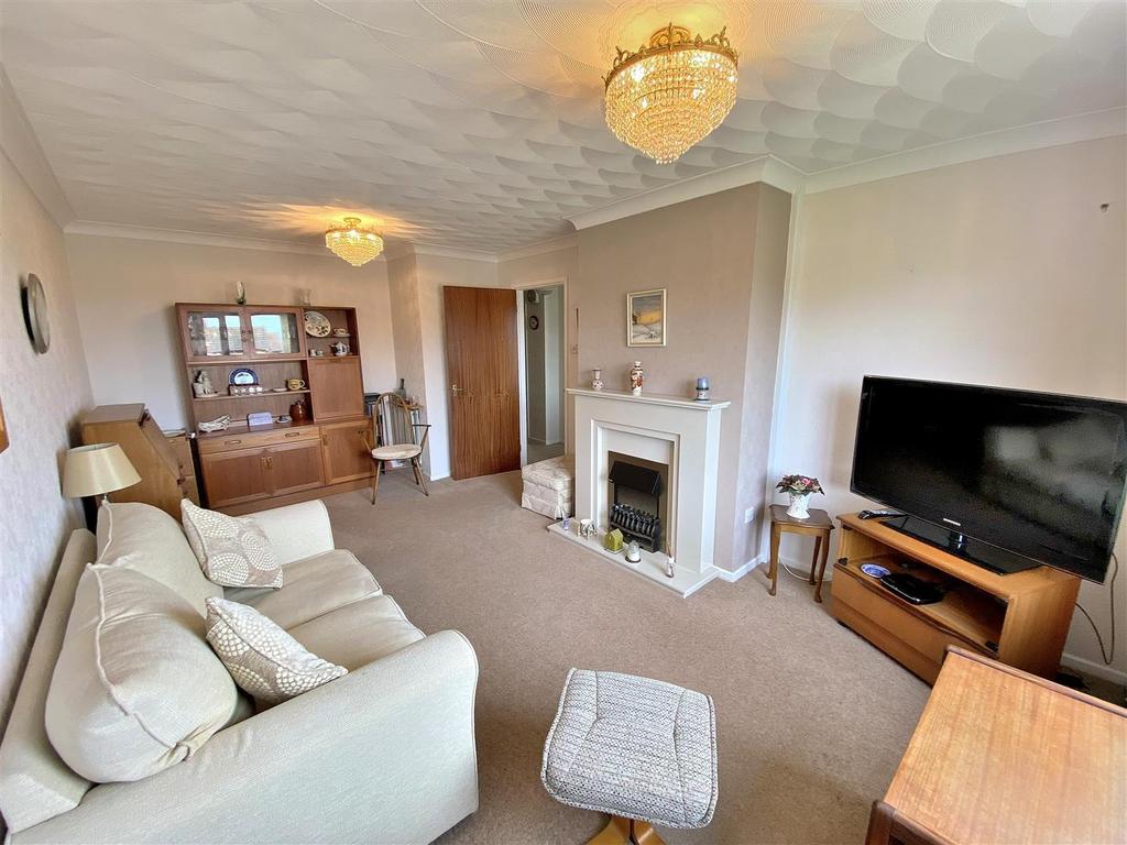 Living room 2.jpg