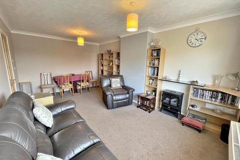 2 bedroom semi-detached bungalow for sale, Prince Charles Close, King's Lynn PE31