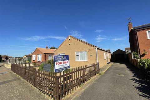 3 bedroom detached bungalow for sale, Earl Close, King's Lynn PE31