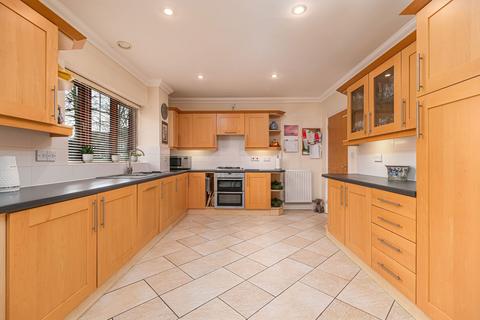 1 Beech Grove, Rushden, NN10 6EJ
