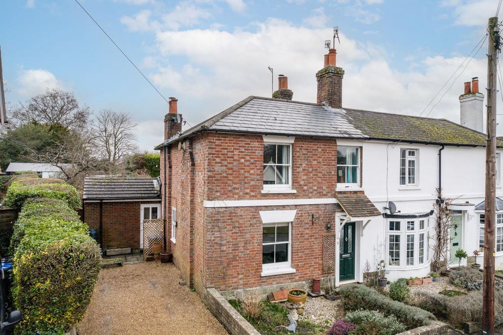 Hammerwood Road, Ashurst Wood, RH19 2 bed cottage for sale £465,000