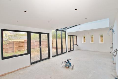 20 Cherry Tree Way, Witney, OX28 1AJ