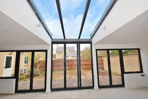 20 Cherry Tree Way, Witney, OX28 1AJ
