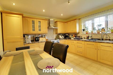 19 Toftstead, Armthorpe, Doncaster, DN3 3DF