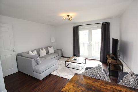2 bedroom apartment to rent, Nightingale Crescent, Harold Wood, RM3