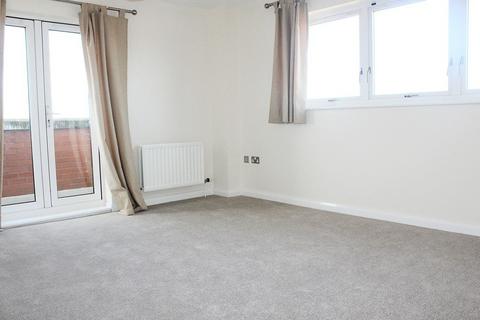 2 bedroom flat to rent, Waterside, Shirley, Solihull, B90