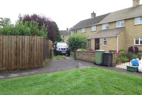 3 bedroom semi-detached house to rent, Cirencester GL7