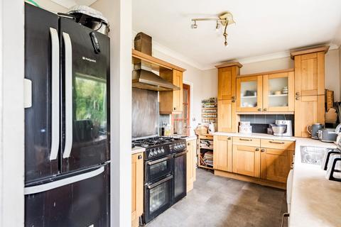 4 bedroom chalet for sale, Blackwell Avenue, Norwich