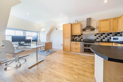 2 bedroom apartment for sale, Wokingham RG40