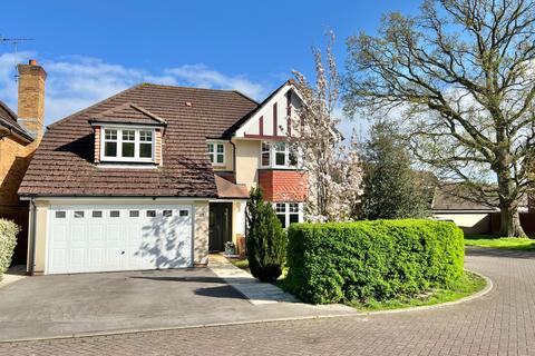 4 bedroom detached house for sale, Verne Close, Whiteley