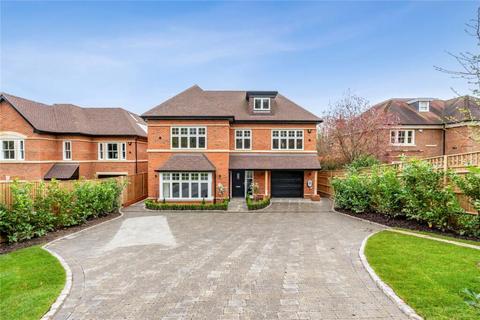 8 Beechwood Drive, Marlow, SL7 2DJ