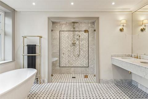 8 Beechwood Drive, Marlow, SL7 2DJ