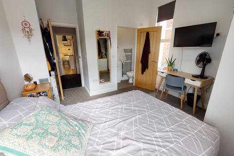 6 bedroom house to rent, Bristol BS16