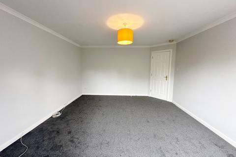2 bedroom flat to rent, Lees Court, Coatbridge, ML5