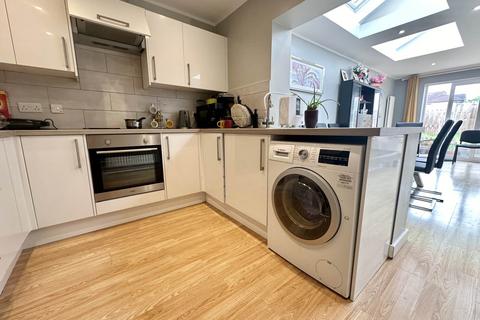 7 Carmelite Road, Luton, LU4 0NH