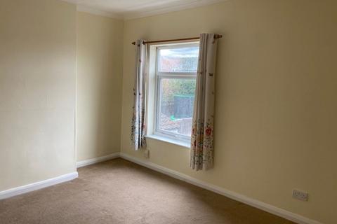 2 bedroom terraced house to rent, Church Street, Eastwood, NG16
