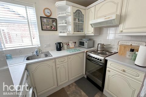 79 Derwent Way, Great Notley, Braintree, CM77 7UX