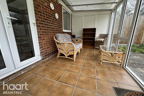 79 Derwent Way, Great Notley, Braintree, CM77 7UX