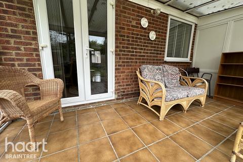 79 Derwent Way, Great Notley, Braintree, CM77 7UX