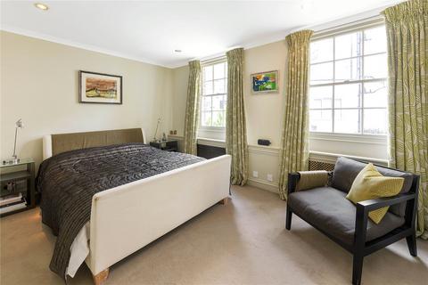 3 bedroom end of terrace house for sale, Cadogan Lane, Chelsea, London, SW1X