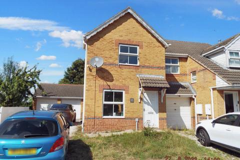 2 bedroom semi-detached house to rent, Horse Shoe Court, Balby DN4