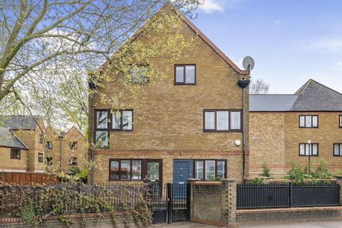 4 bedroom semi-detached house for sale, Redriff Road, Surrey Quays